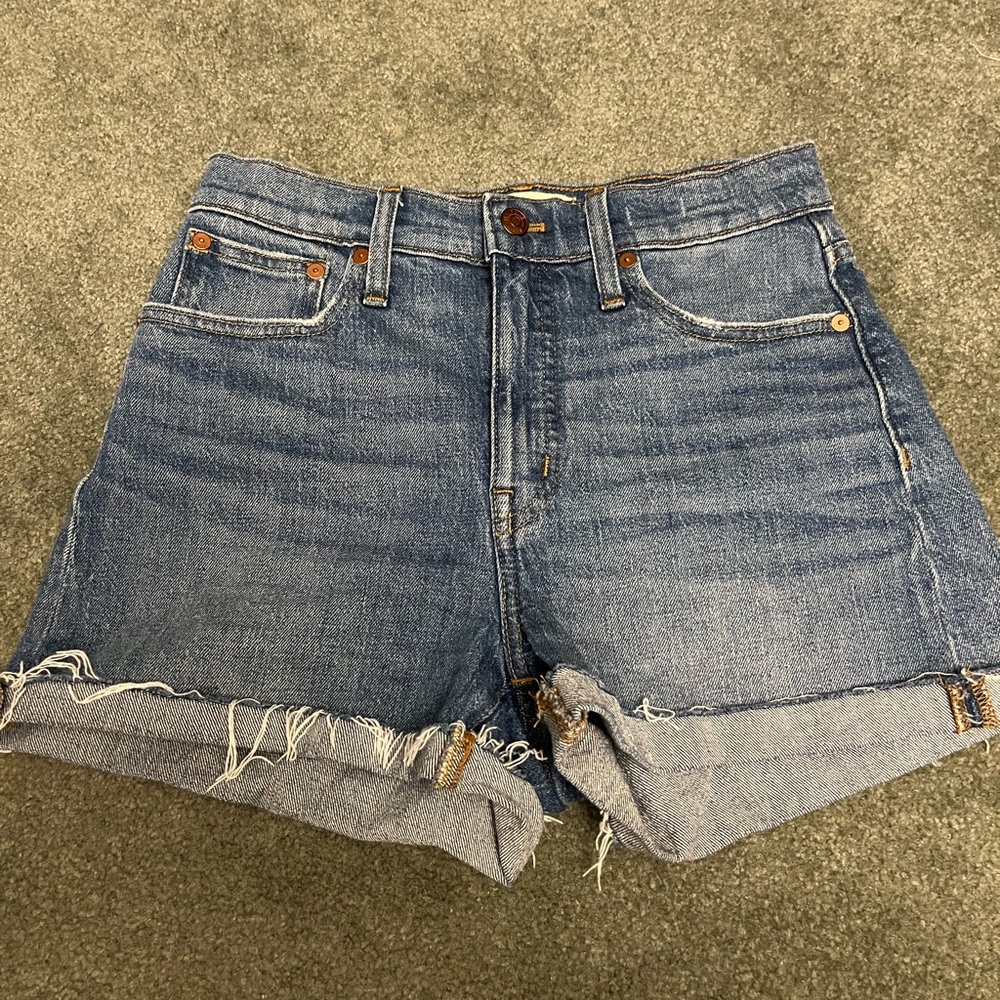Madewell Women's High Rise Zip Fly Denim Shorts Size 26 EUC